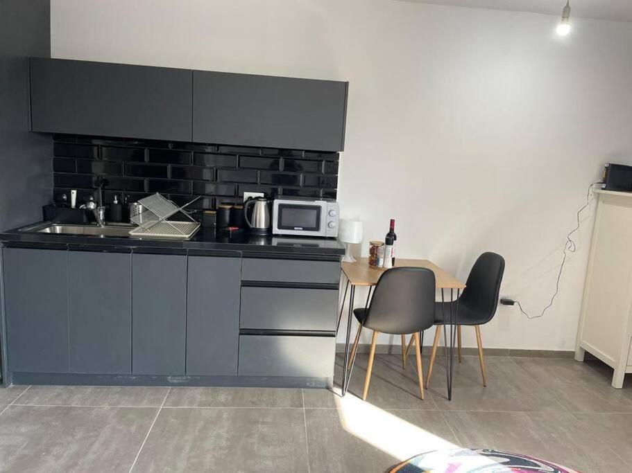 דירות תל אביב Lovely Flat In The Center 36 מראה חיצוני תמונה